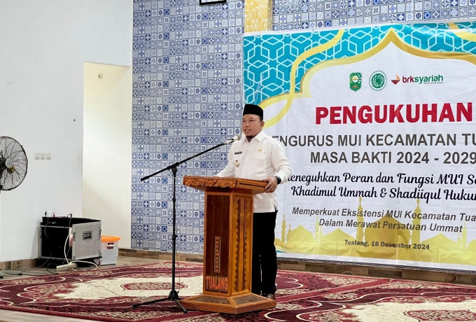 Wakil Bupati Siak Minta : Pengurus MUI Terpilih Dapat Jaga Kerukunan Umat di Kecamatan Tualang