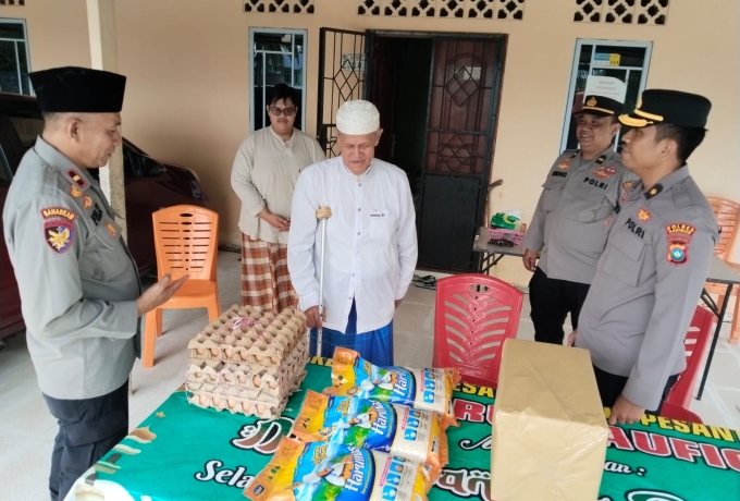 Jumat Berkah, Polres Karimun Kunjungi Panti Asuhan Baiturahmah 