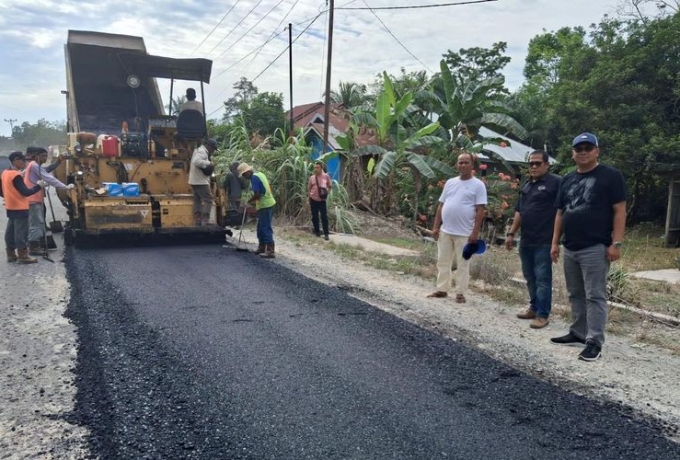 Jelang Pacu Jalur 2025, PUPR Kuansing Perbaiki Ruas Jalan Rusak