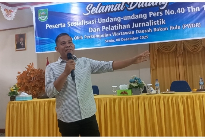 Wabup Syafaruddin Poti Buka Sosialisasi UU Pers PWDR, Akhir Yani Didapuk Jadi Narasumber