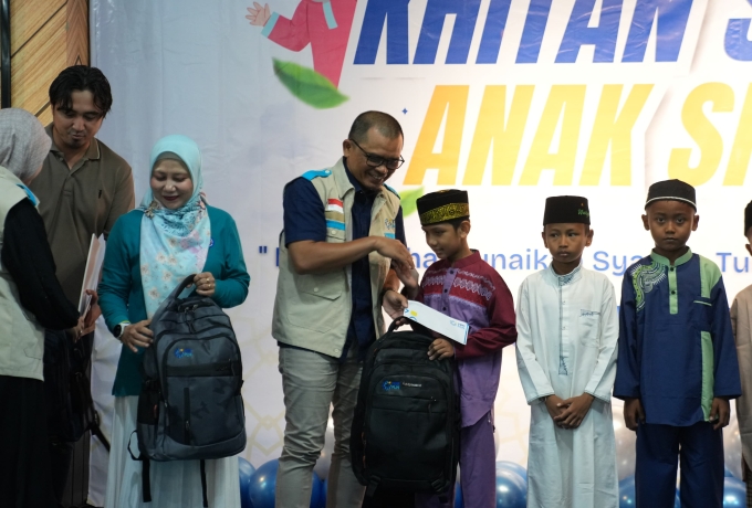 Kolaborasi YBM, PIKK, dan Srikandi PLN UIP3B Sumatera Gelar Khitan Sehat Anak Sholeh