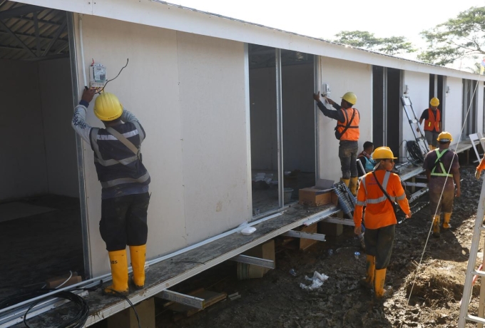 Danantara Sinergikan BUMN Bangun Huntara di Aceh Tamiang, PLN Sambung Listrik untuk Semua Rumah dan Fasum