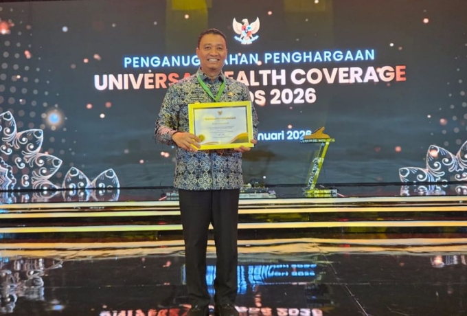 Wawako Pekanbaru Terima Langsung UHC Awards 2026 Kategori Madya