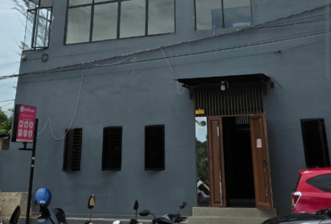 Grand House Kost Bengkong Disorot: Dugaan Prostitusi Terselubung Lewat Aplikasi MiChat