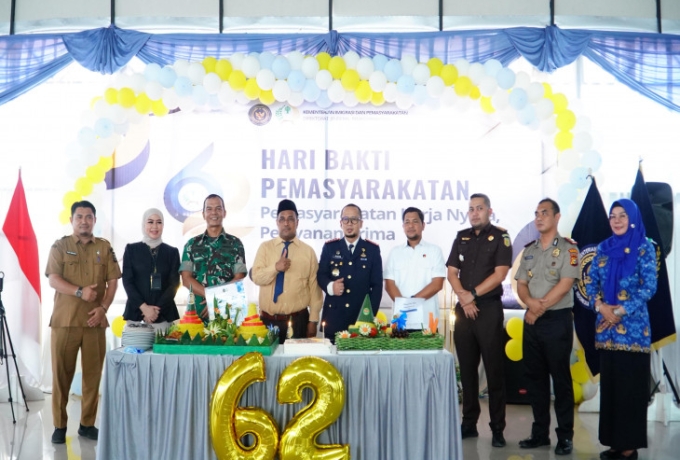 Pemkab Kampar Dukung Transformasi Pemasyarakatan, Salurkan Bansos dan Beasiswa di HBP ke-62