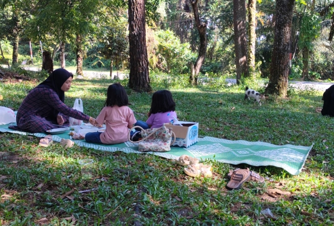Piknik Dadakan, Menikmati Libur Panjang Tanpa Harus Pergi Jauh