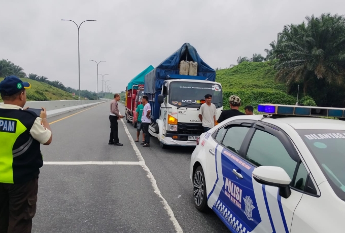 Sopir Truk Dikeroyok di Tol Permai, PJR Kejar Terduga Pelaku hingga KM 20
