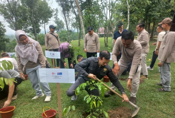 Rektor Universitas Pahlawan Perkenalkan Kebun Raya ke Dunia, Simpan Ratusan Koleksi Tumbuhan