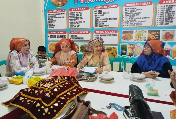 Siompu Kampar Riau Akan Tampilkan Parade Manjujuong Jambau dan Baju Bakuduong