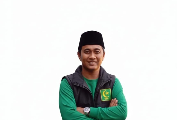 Azhari Wispinaldo Desak Pemko Pekanbaru Tegas, Minta Laksamana Muda Ditutup Permanen Jika Terbukti Melanggar
