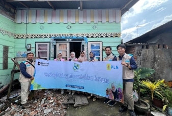 Berbagi Cahaya, Menumbuhkan Harapan: PLN Rayakan HLN ke-80 dan Semangat Hari Sumpah Pemuda melalui Program Light Up The Dream