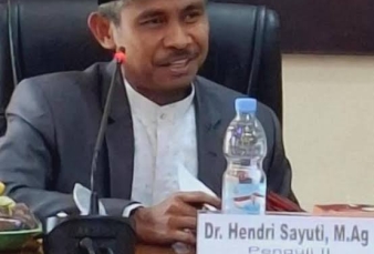 Hendri Sayuti Khutbah Idul Fitri di Kuok, Angkat Tema Kepedulian Sosial dan Pencerdasan Ummat