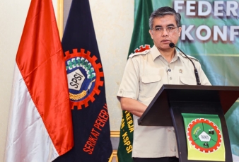 Menaker: Hubungan Industrial Harus Naik Kelas agar Pekerja Tak Tertinggal oleh AI