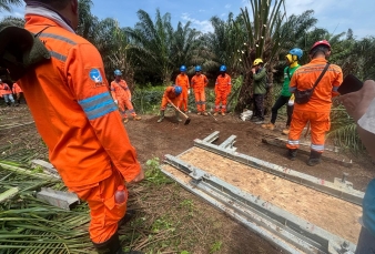 PLN Pasang Tower Emergency dan Kerahkan Ratusan Personel untuk Percepat Pemulihan Sistem Kelistrikan Sumatera Utara