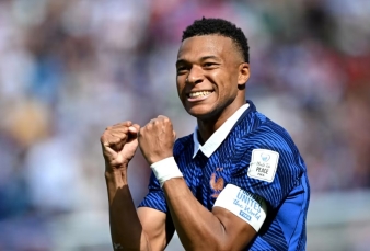 Mbappe Dwigol, Prancis Taklukkan Senegal