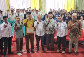 Wakil Ketua Kopertais Wilayah XII Buka PBAK STAI UI